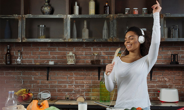 Victory Vibes: Triumph Emoticons and the Joy of Intermittent Fasting